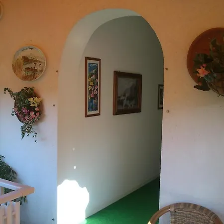 La Parigina Szálloda 3*