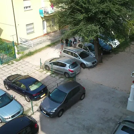 La Parigina Szálloda 3*