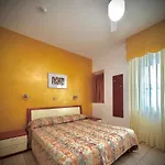 La Parigina Hotell 3*