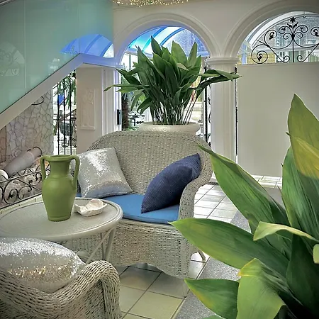 Hotell La Parigina 3*