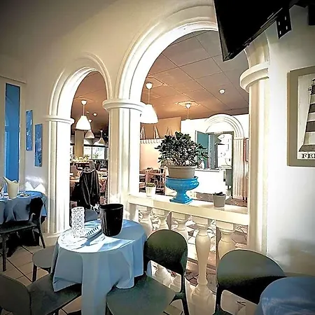 La Parigina 3*