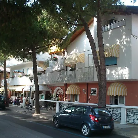 La Parigina Hotell Lignano Sabbiadoro